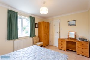 Bedroom- click for photo gallery